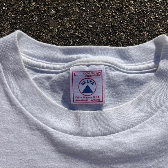 1990s Americana Disney Mickey Mouse T-shirt Size Large Red white and Blue Used - Picture 3 of 4